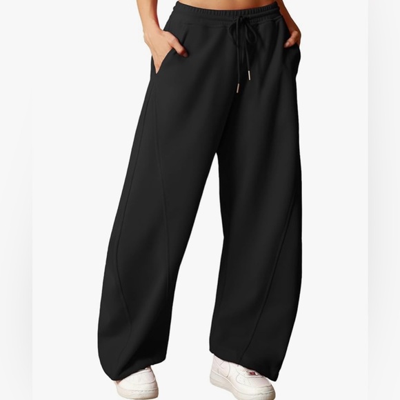 ELLEVEN Pants - Baggy Sweatpants